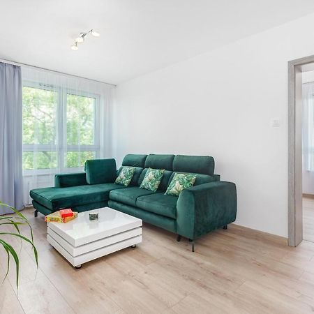 Apartament Deluxe Platany C38 By Renters Apartment Kolobrzeg Ngoại thất bức ảnh