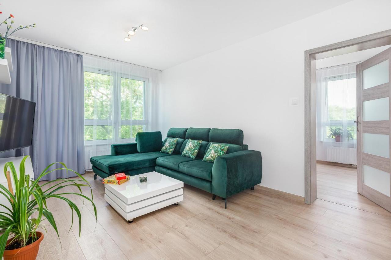 Apartament Deluxe Platany C38 By Renters Apartment Kolobrzeg Ngoại thất bức ảnh