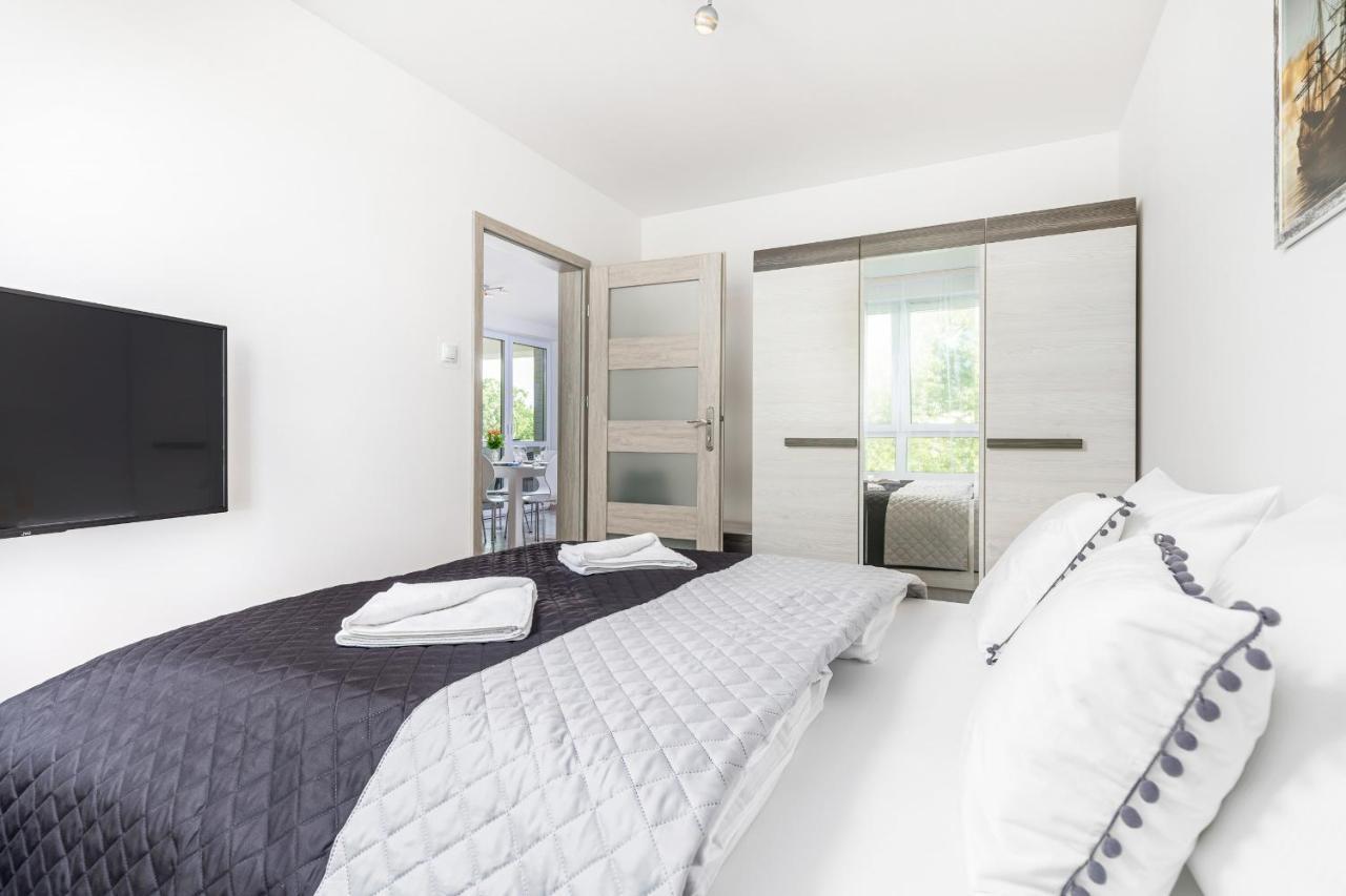 Apartament Deluxe Platany C38 By Renters Apartment Kolobrzeg Ngoại thất bức ảnh