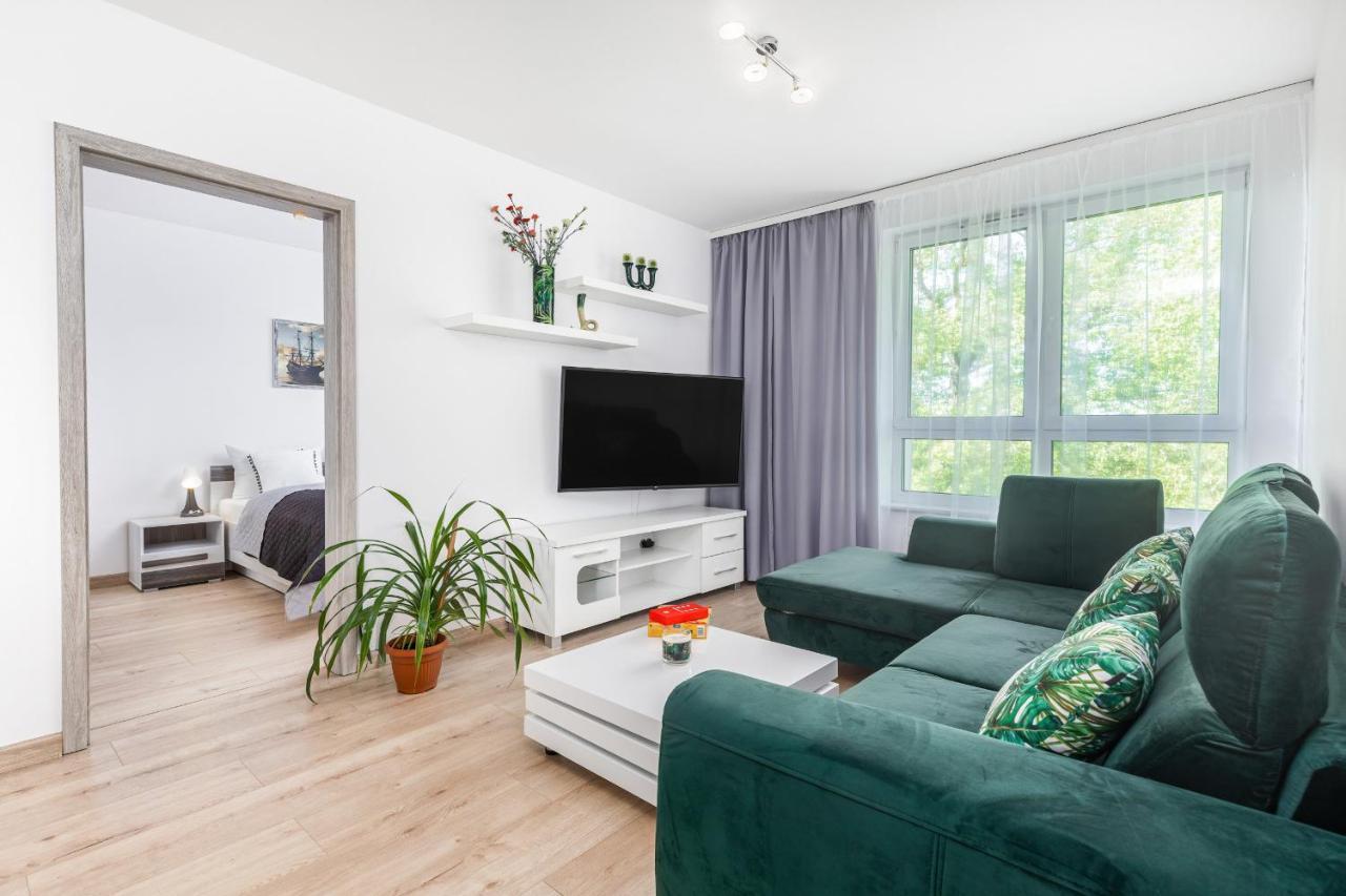 Apartament Deluxe Platany C38 By Renters Apartment Kolobrzeg Ngoại thất bức ảnh